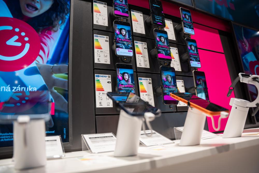 Magenta Experience Center